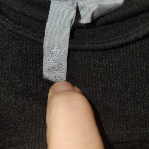 Sky and Sparrow Ribbed Knit Black Cut Out Crop Top, Size XS - Picture 3 of 4